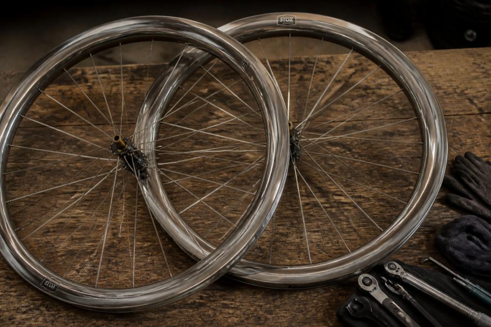 Durable Carbon Gravel Wheelset for Racing: 2026 Guide